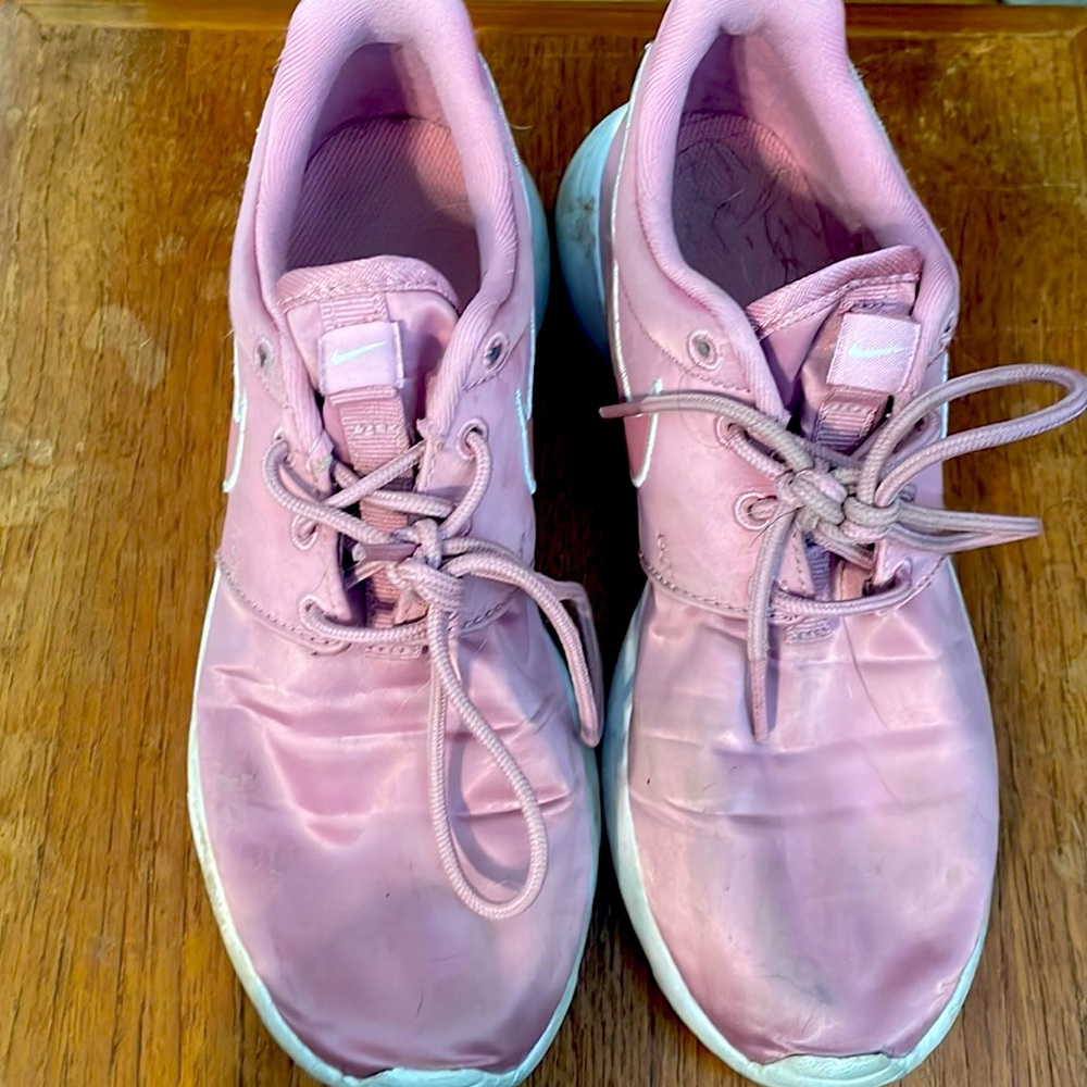 Satin Nike Shoes - girls size 4